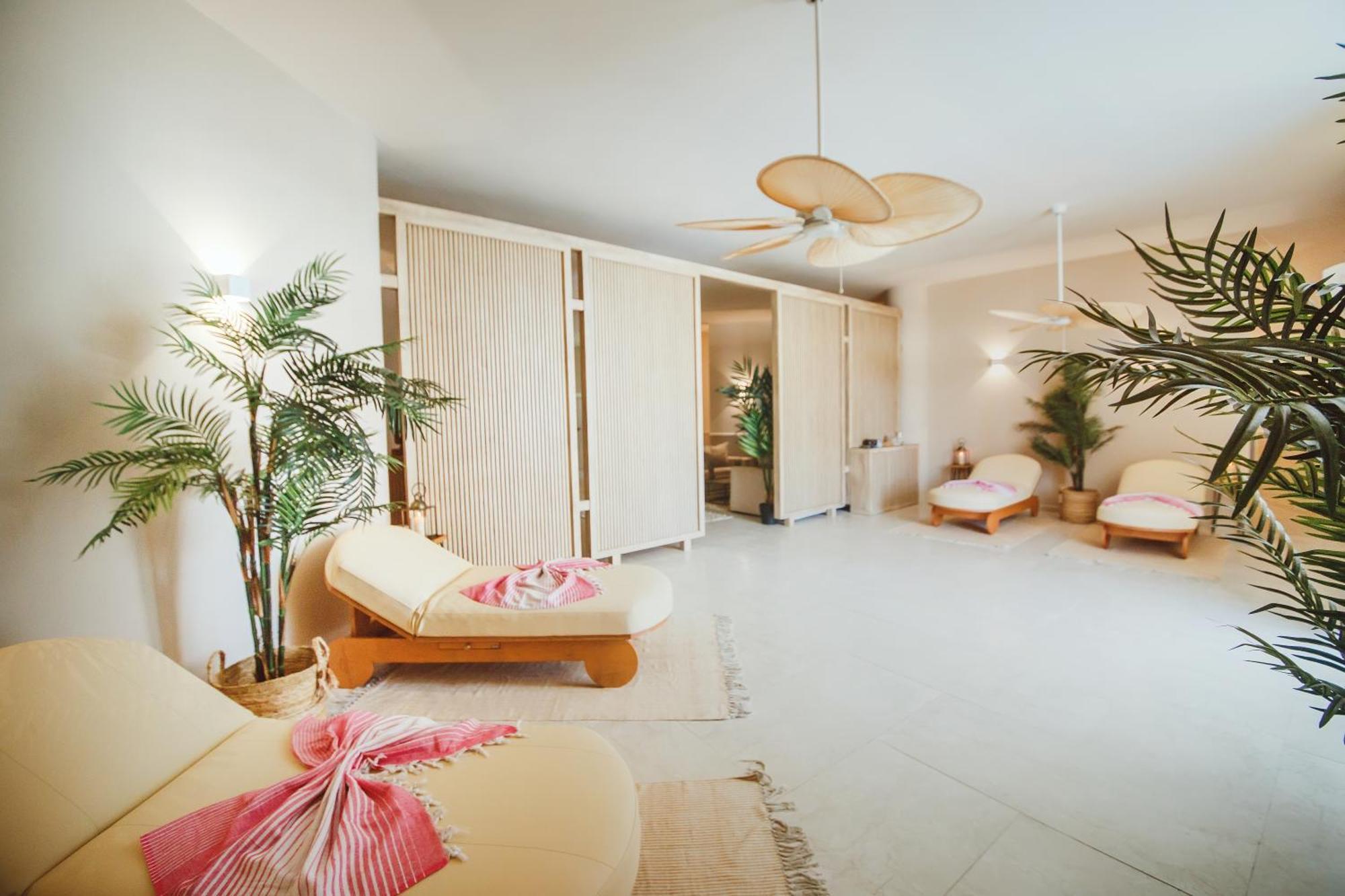 Stunning 2 Bedroom Holiday Home In 5-Star Resort Trikomo Eksteriør bilde